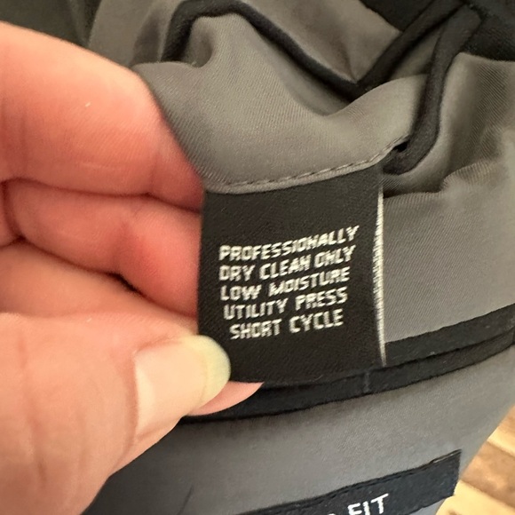 Jos A Bank Tailored Fit Travelers 100% Wool Dark Grey Blazer Sport Jacket 38L - Picture 10 of 10